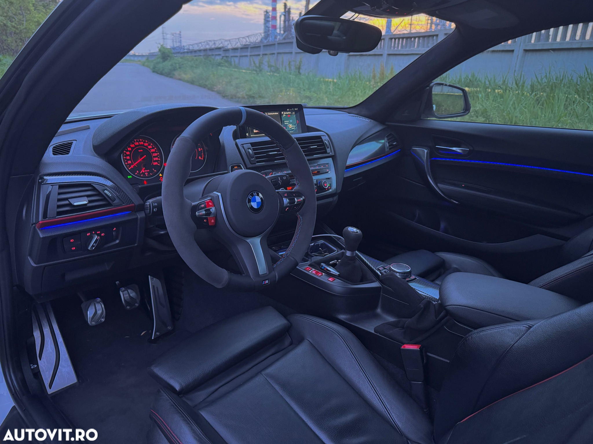 BMW Seria 2 220d - 15