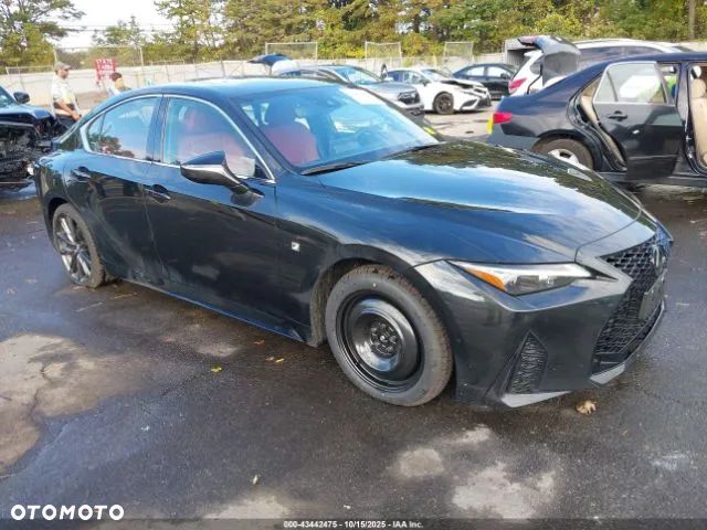 Lexus IS - 2