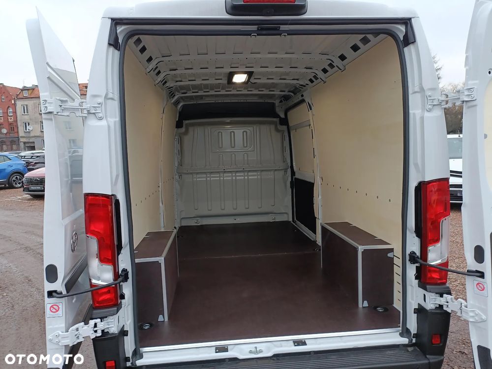 Toyota Proace Max - 15