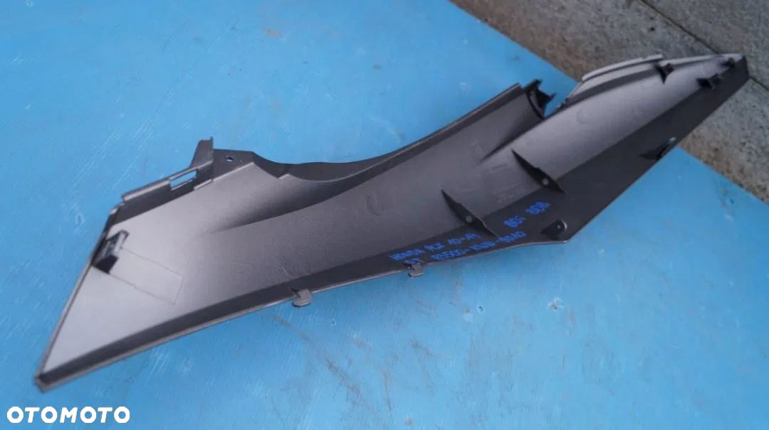 Owiewka osłona prawa pod siedzenie Honda PCX 10-14 83500-KWN-9010 Gliwice - 3