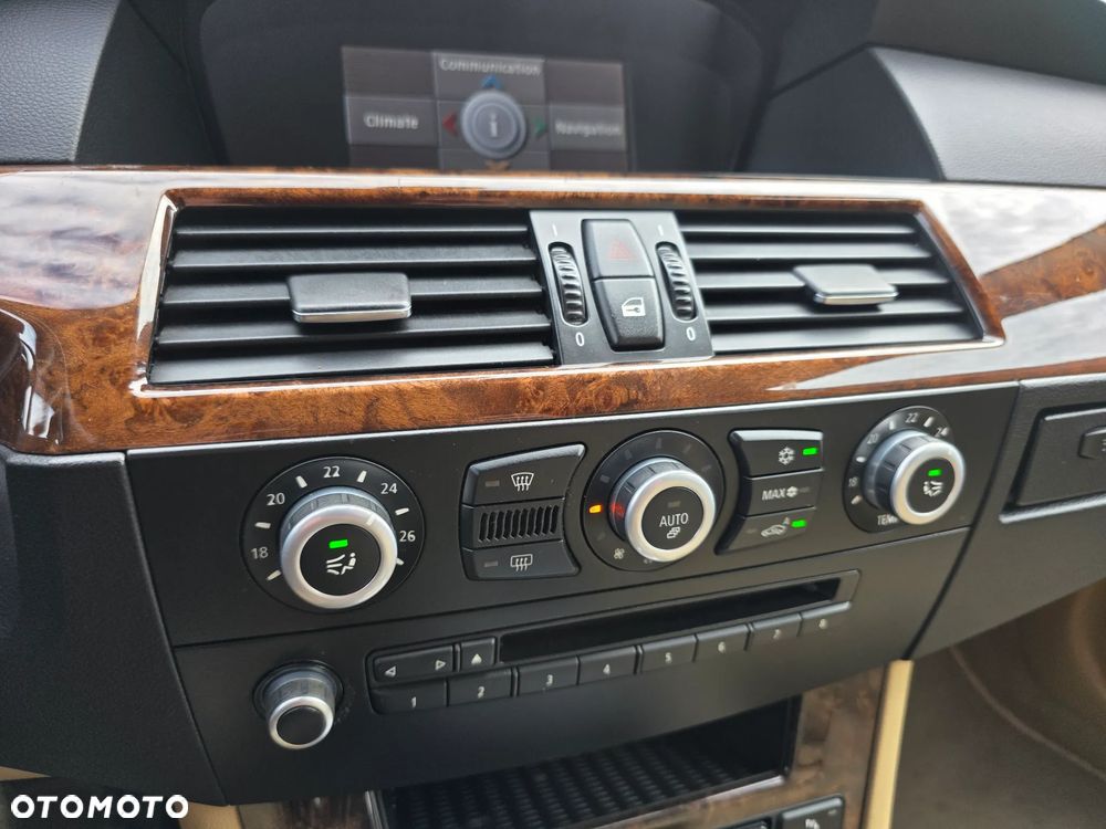 BMW Seria 5 - 30