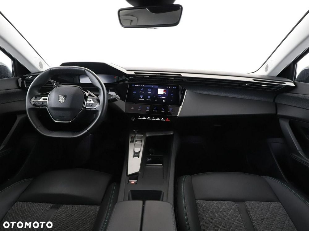 Peugeot 408 1.6 Plug-In Hybrid 180 Allure EAT8 - 16