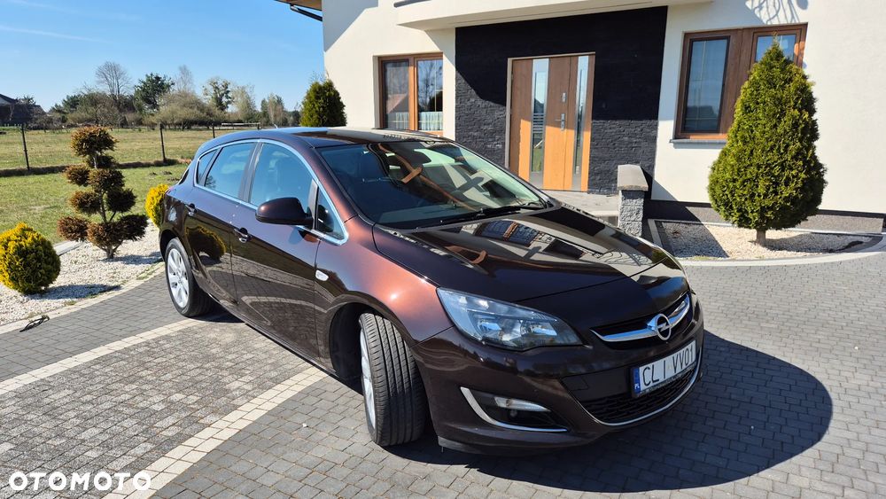 Opel Astra 1.4 T Cosmo S&S - 6