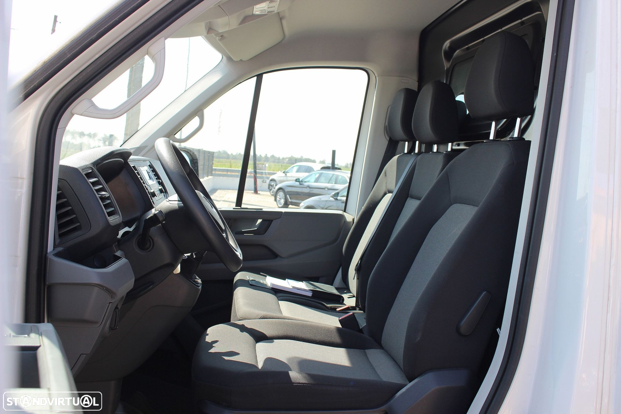 VW Crafter 35 2.0 TDi 140 CD Longa BM - 28