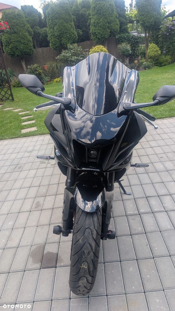 Yamaha R7 - 10