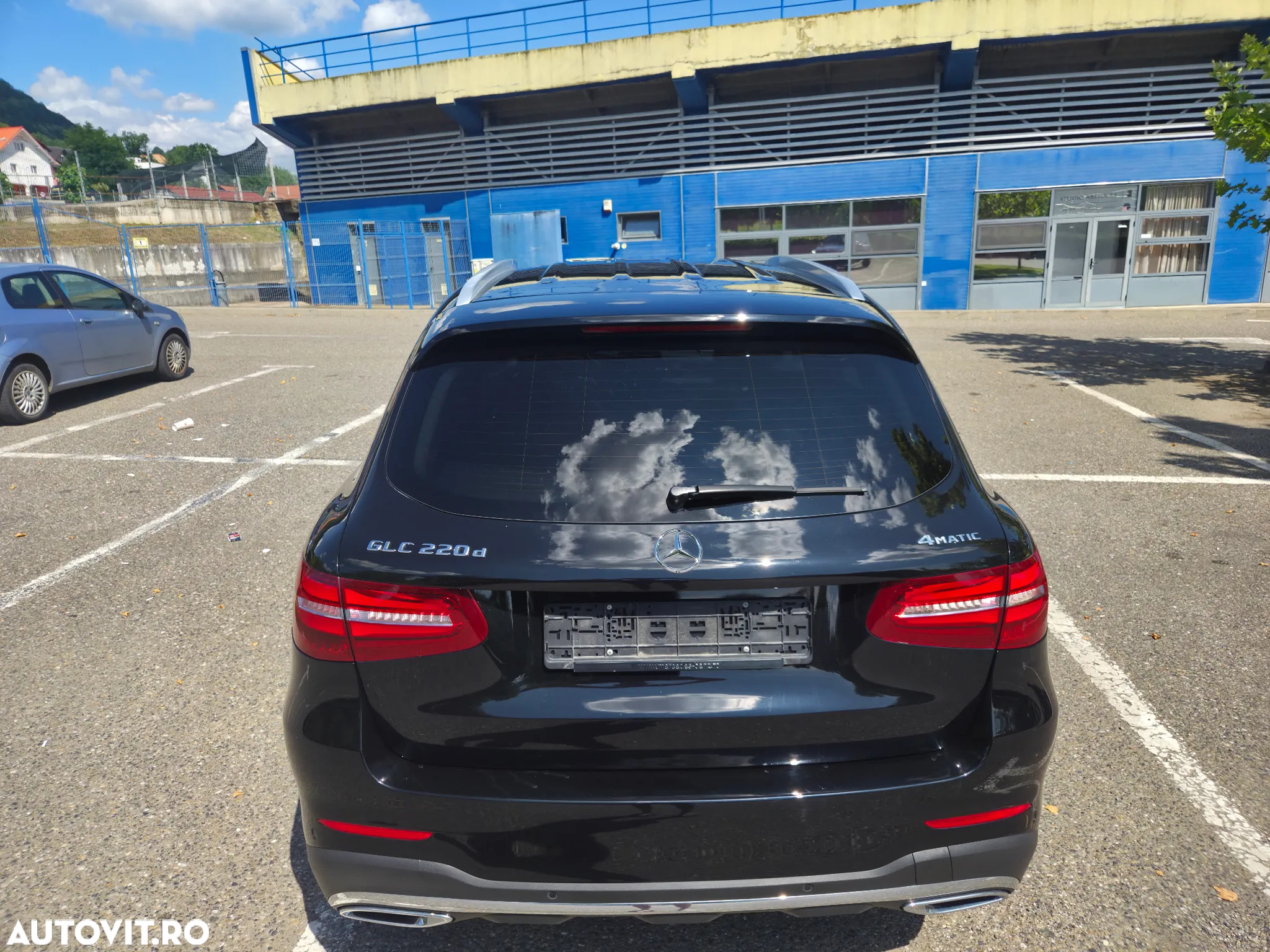 Mercedes-Benz GLC 220 d 4Matic 9G-TRONIC AMG Line - 6