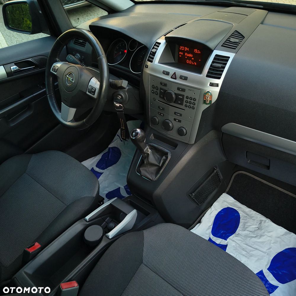 Opel Zafira 1.8 Enjoy - 10