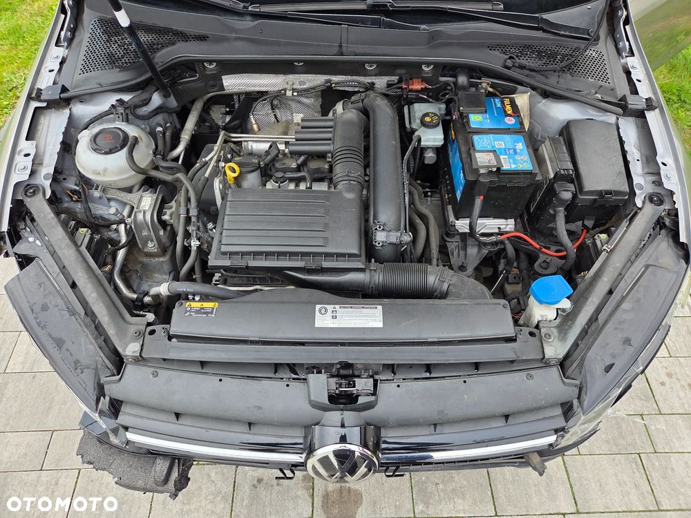 Volkswagen Golf - 15