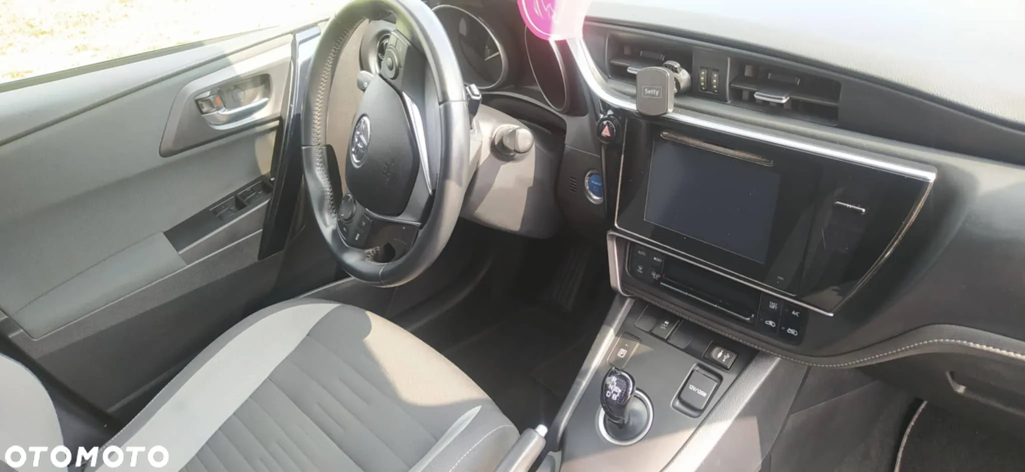 Toyota Auris - 10
