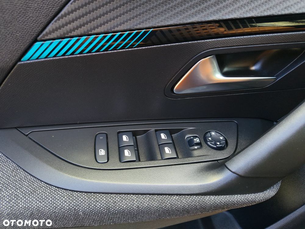 Peugeot 2008 PureTech 100 Style - 35