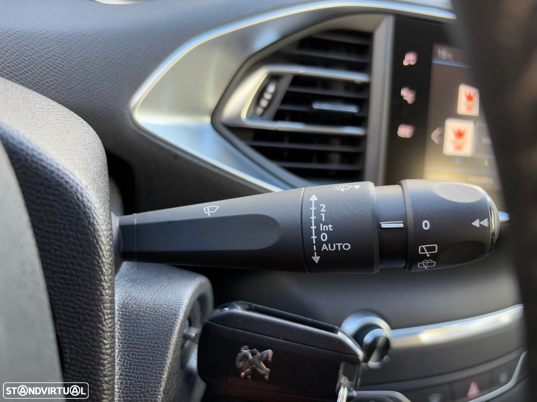 Peugeot 308 SW 1.5 BlueHDi Style - 17