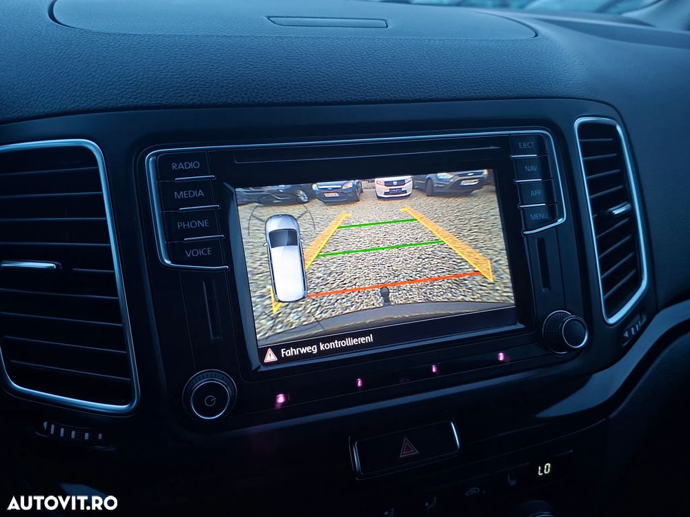 Volkswagen Sharan - 30