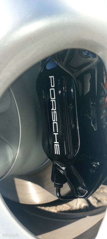 Porsche 911 (964) Coupé 3.6 Carrera 2 - 31