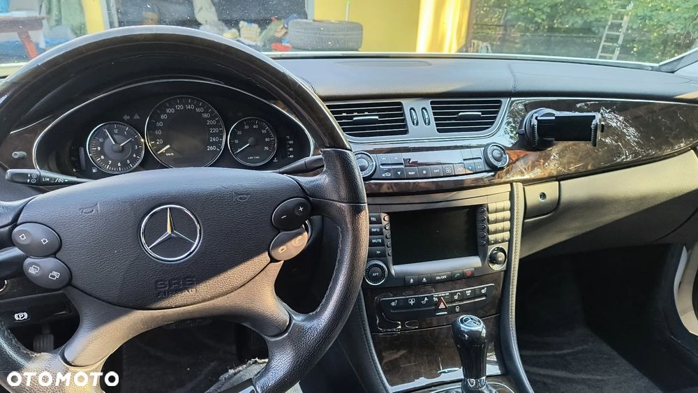 Mercedes-Benz CLS - 7