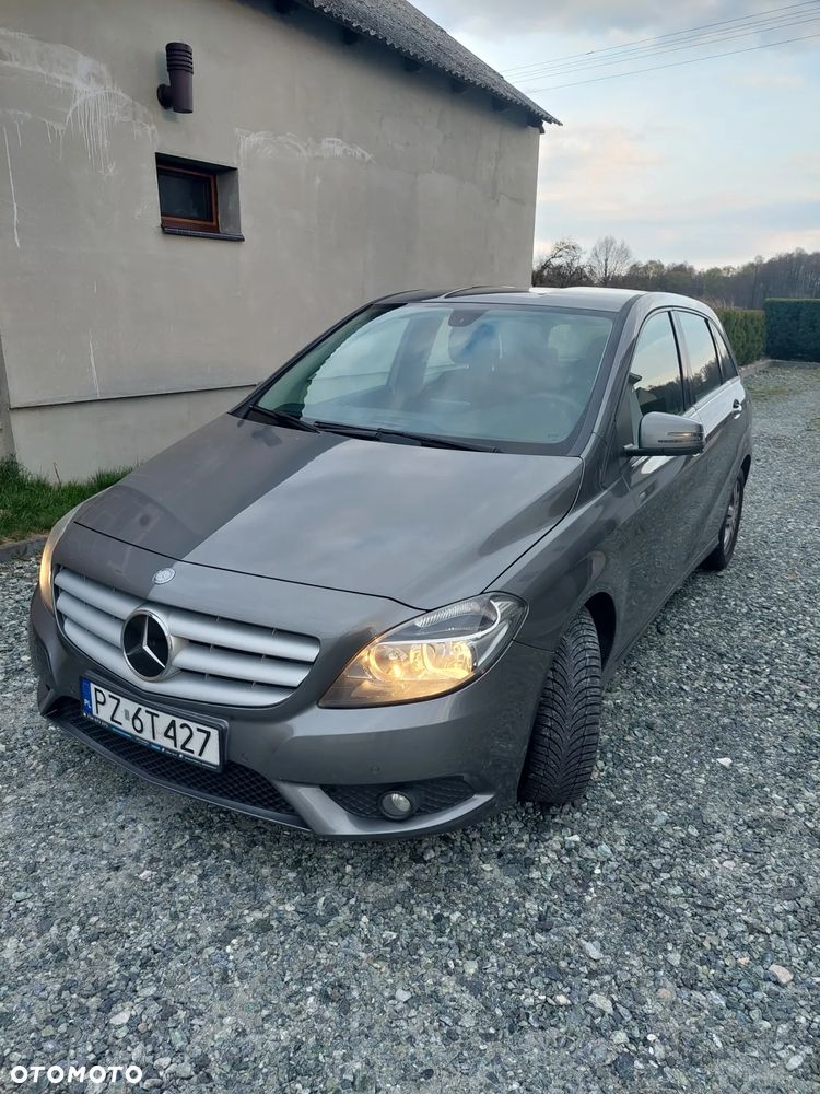 Mercedes-Benz Klasa B 180 d BlueEFFICIENCY Edition Style - 1