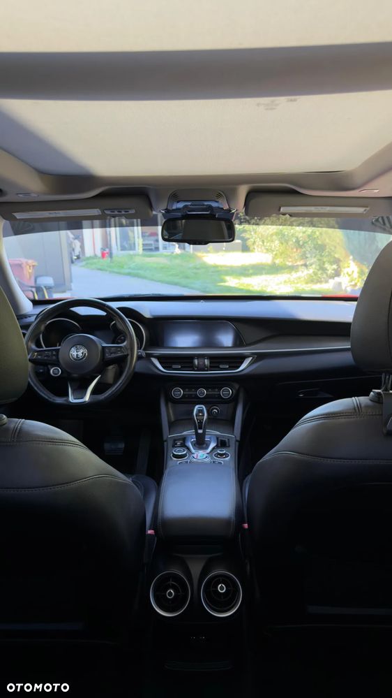 Alfa Romeo Stelvio 2.0 Turbo TI Q4 - 17