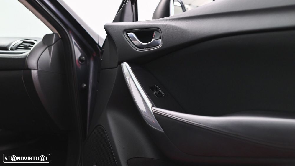 Mazda 6 - 33