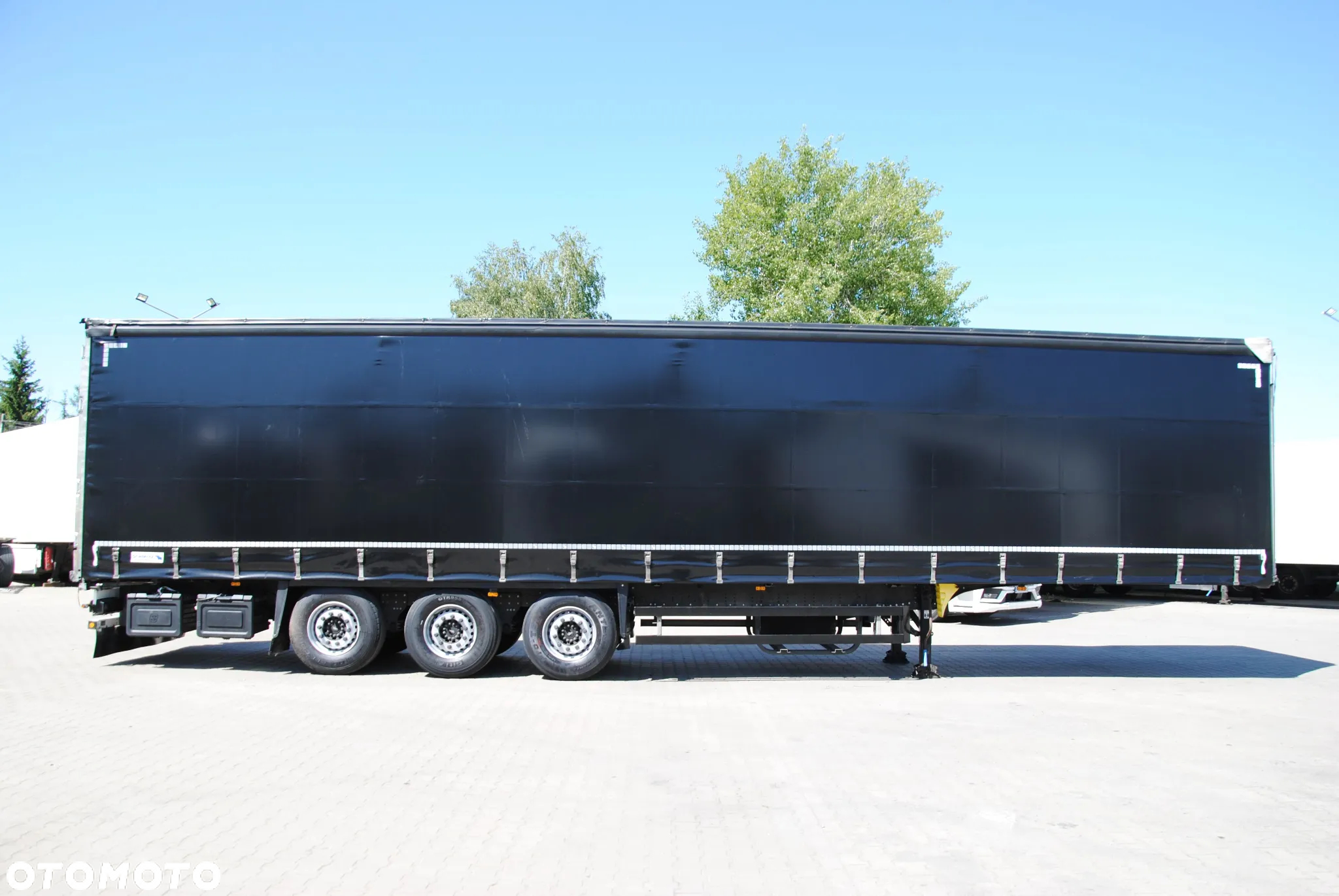 Schmitz Cargobull SCS kurtyna, podnoszona oś - 3