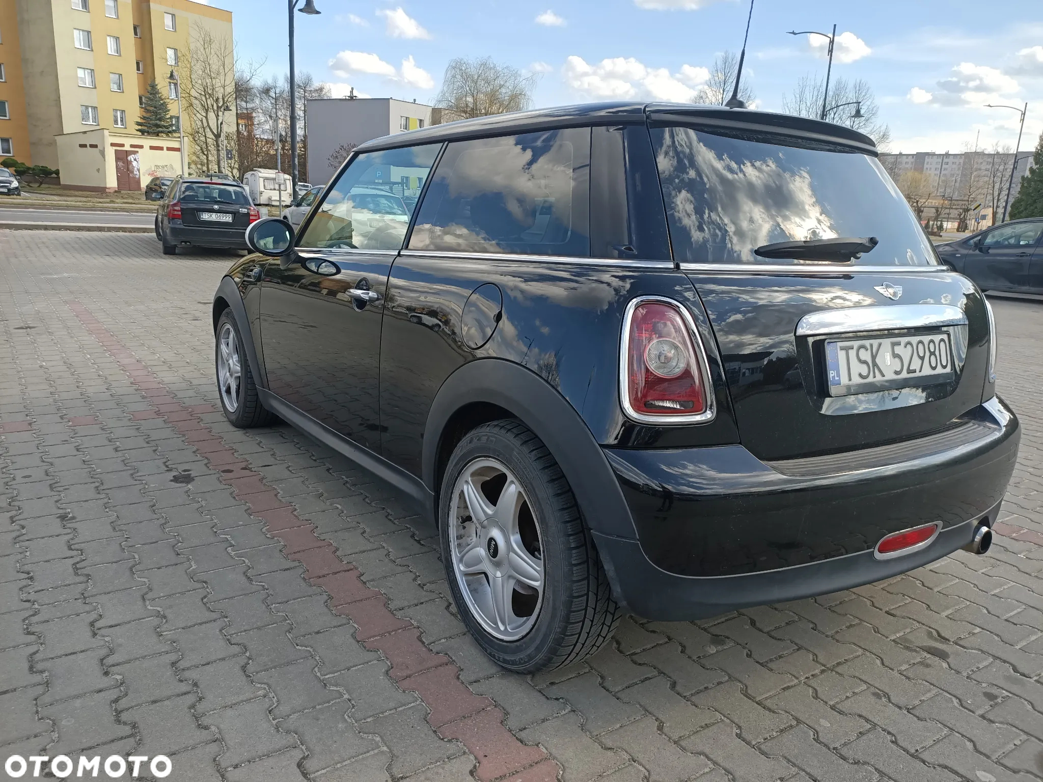 MINI ONE Standard - 19