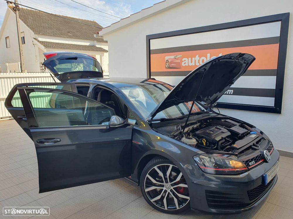 VW Golf 2.0 TSi GTi DSG - 19