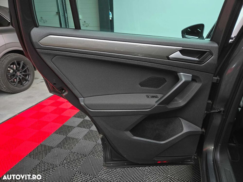 Volkswagen Tiguan 2.0 TDI SCR DSG IQ.DRIVE - 24