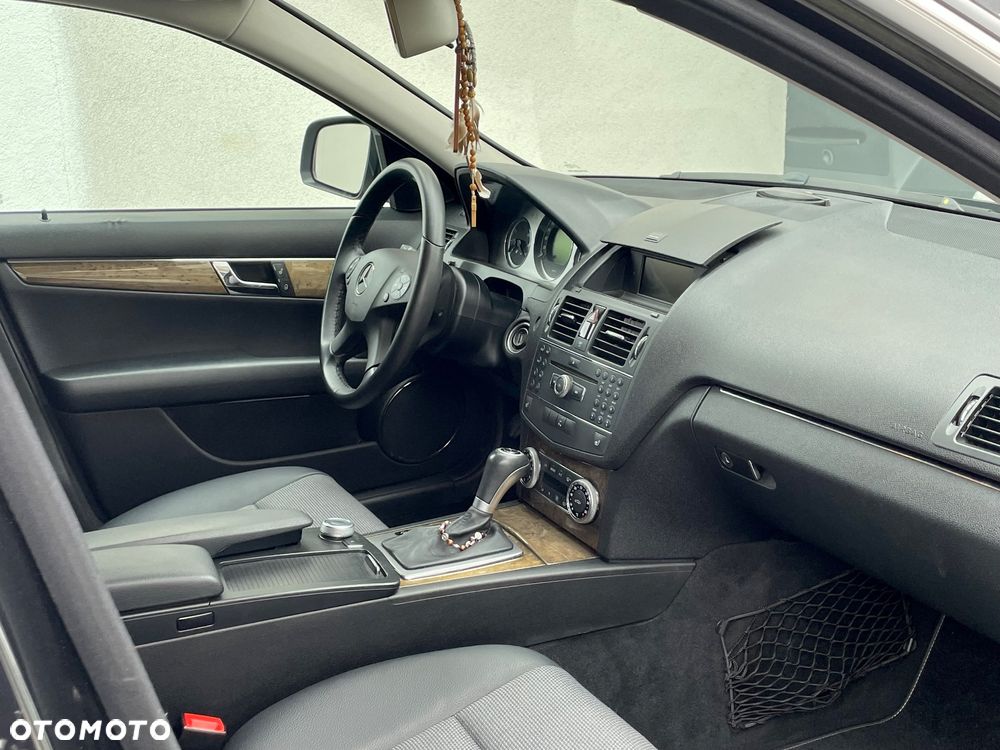 Mercedes-Benz Klasa C 200 Kompressor Automatik Avantgarde - 28