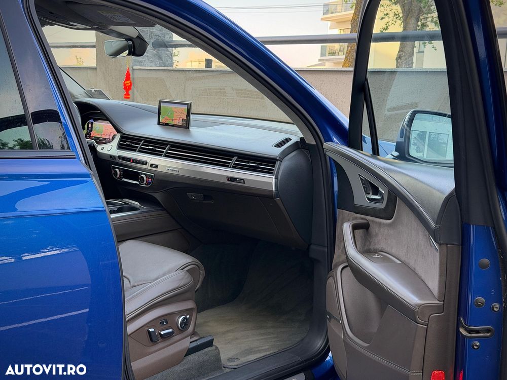 Audi Q7 - 24