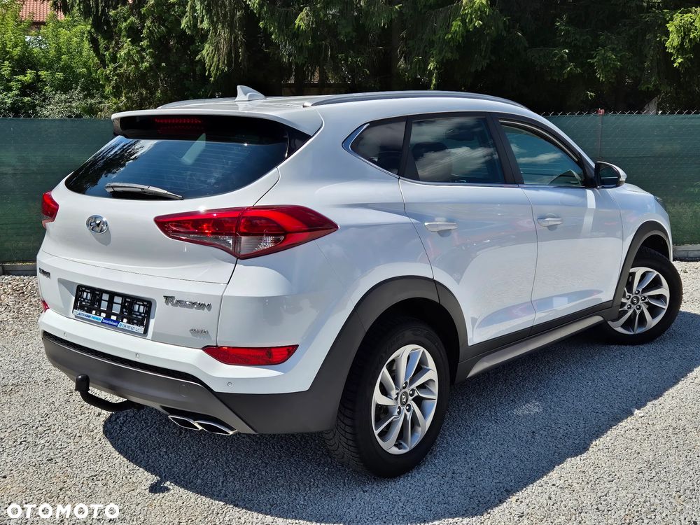 Hyundai Tucson 2.0 CRDI 4WD Automatik Style - 20