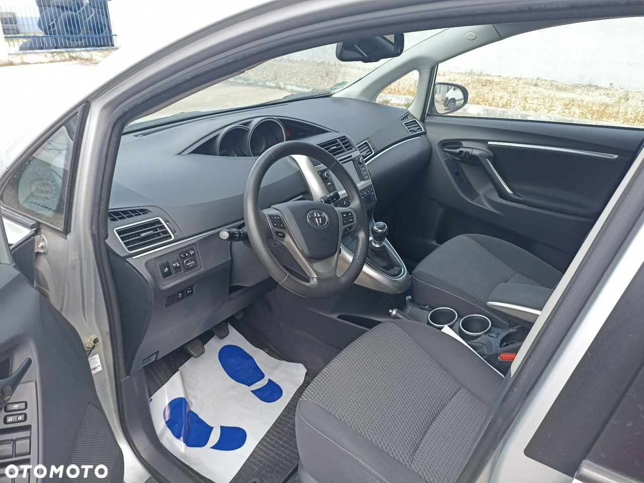 Toyota Verso - 5