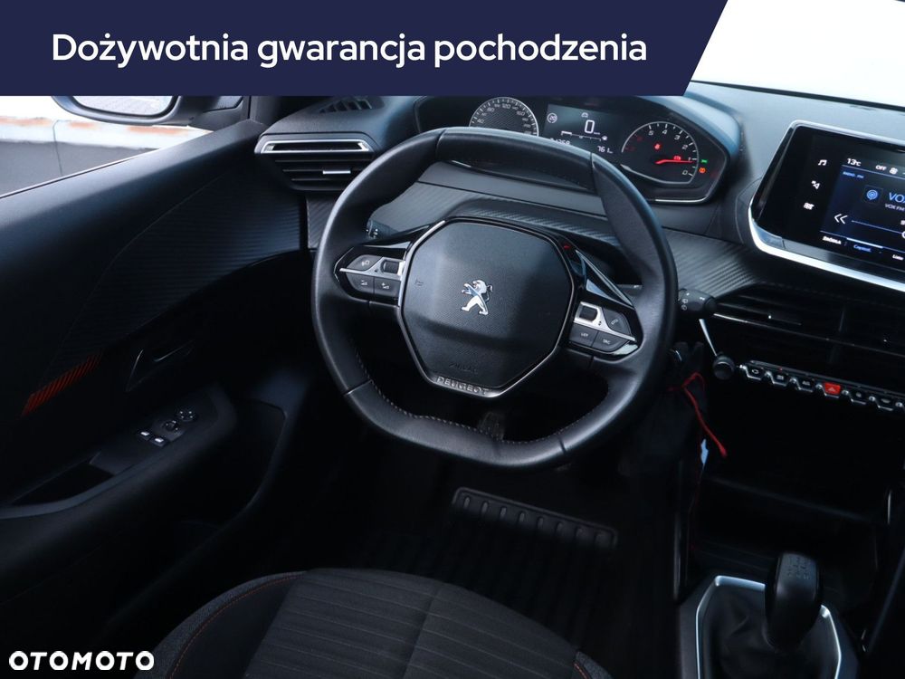 Peugeot 208 - 9