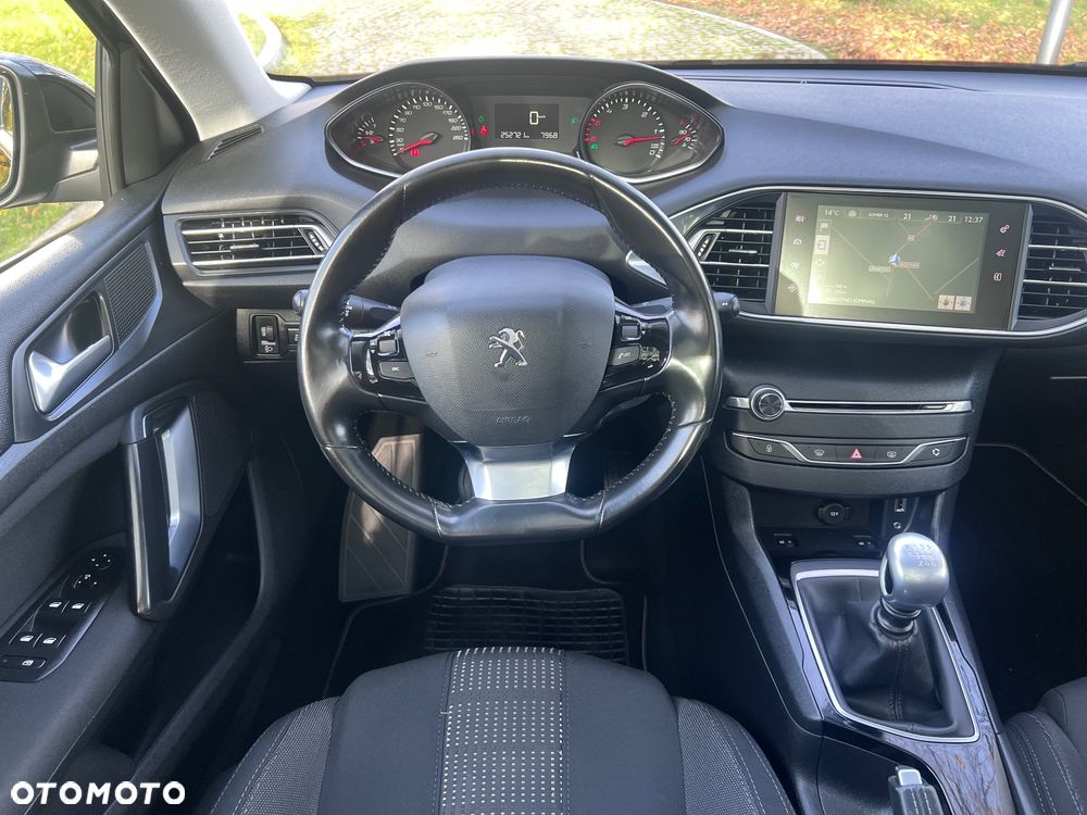 Peugeot 308 1.6 BlueHDi Business Line S&S - 26