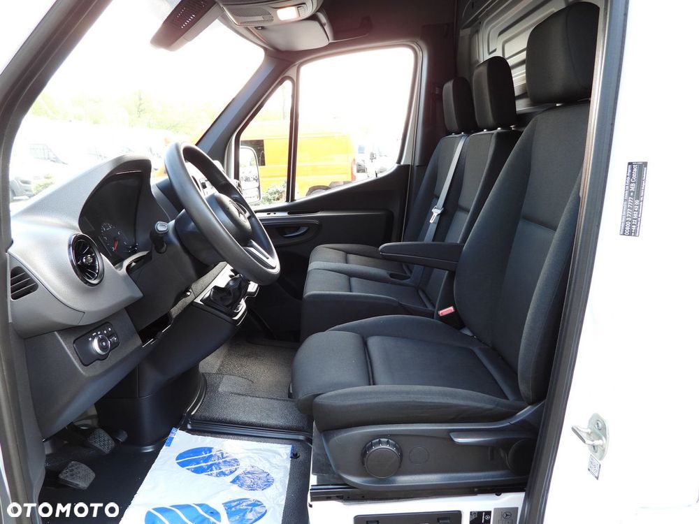 Mercedes-Benz SPRINTER 316 FURGON BLASZAK KLIMATYZACJA  165KM - 27