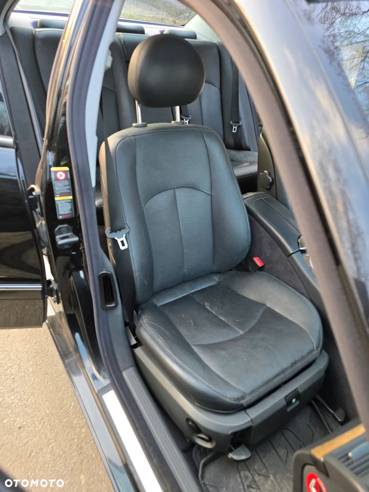 Mercedes-Benz Klasa E 320 Avantgarde - 22