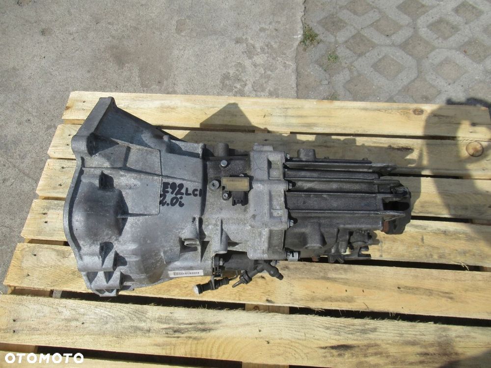 SKRZYNIA BIEGÓW 0689087AI5 BMW E92 LCI 2.0i - 1
