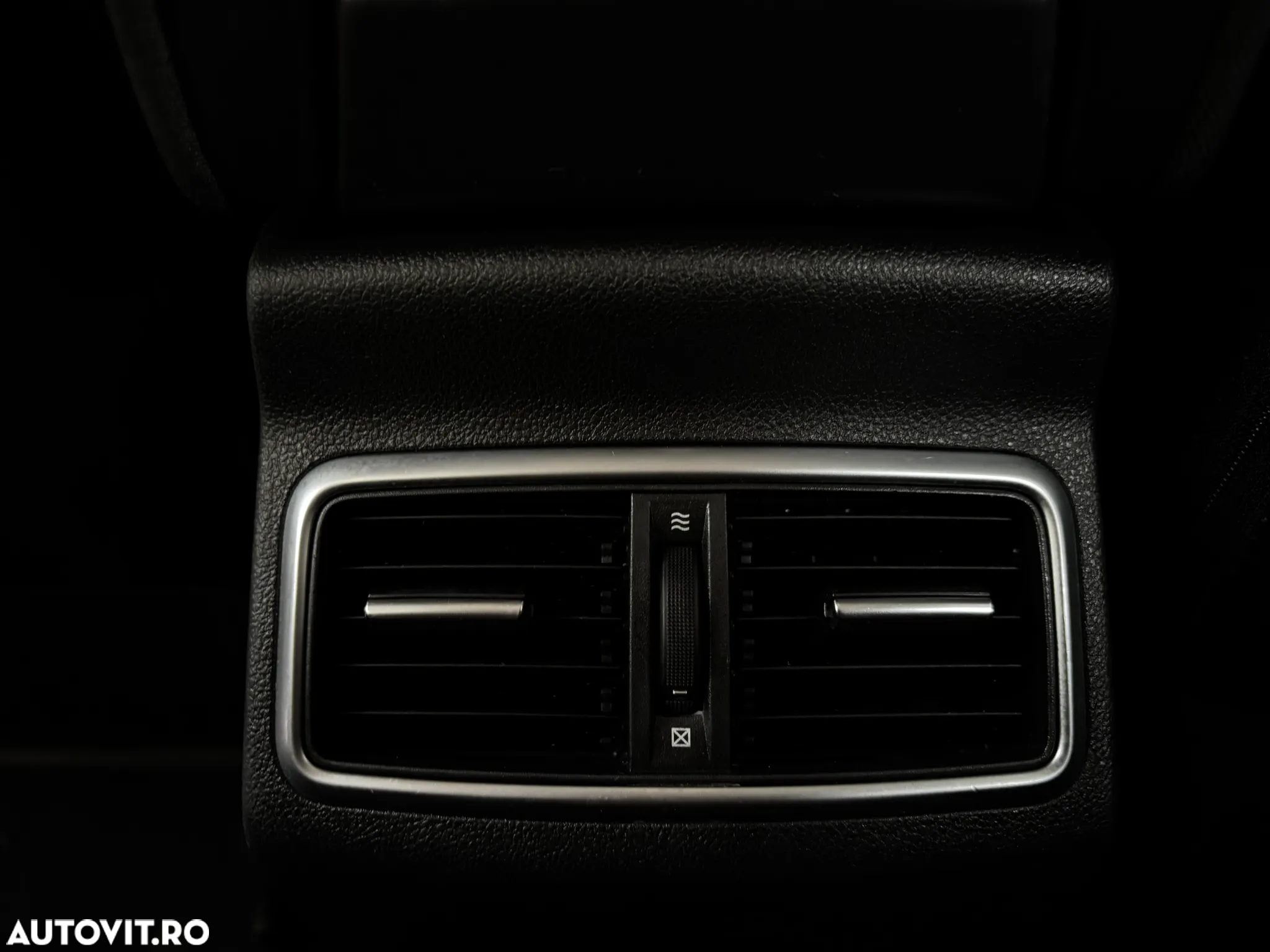 Renault Megane ENERGY dCi Zen - 23