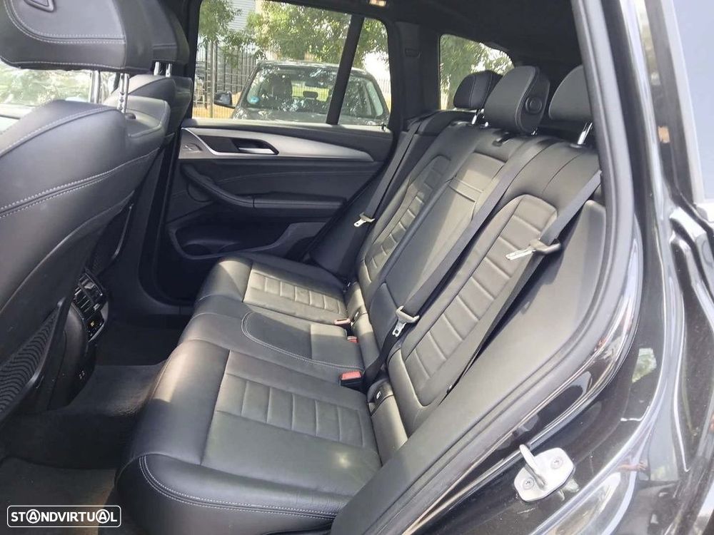 BMW iX3 Impressive - 4