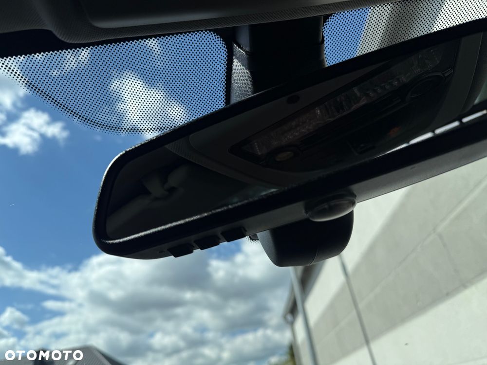 BMW Seria 5 520d Blue Performance - 25