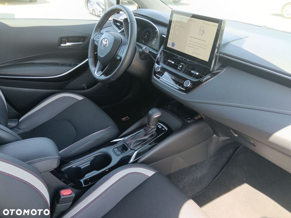 Toyota Corolla 1.8 Hybrid GR Sport Dynamic - 10