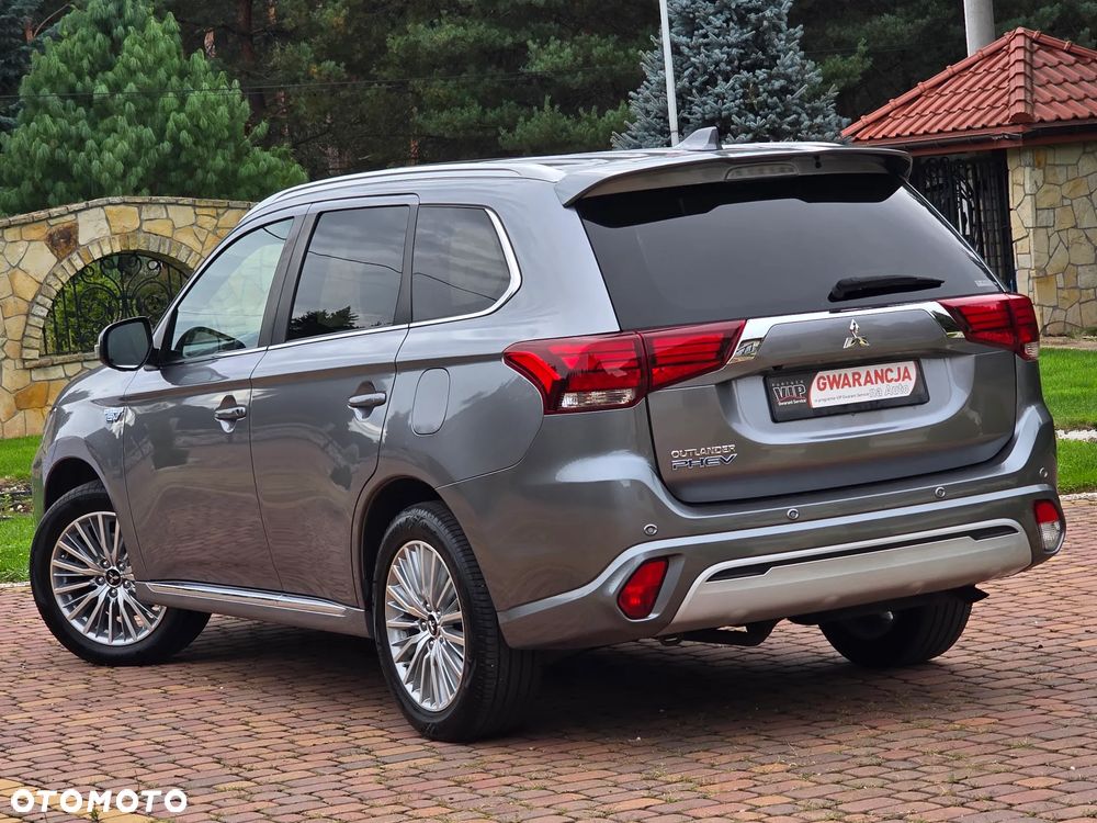 Mitsubishi Outlander 2021 photo 4