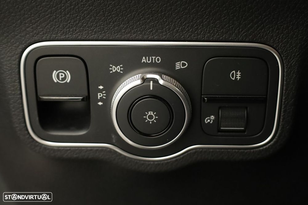 Mercedes-Benz EQB 250+ AMG Line - 19