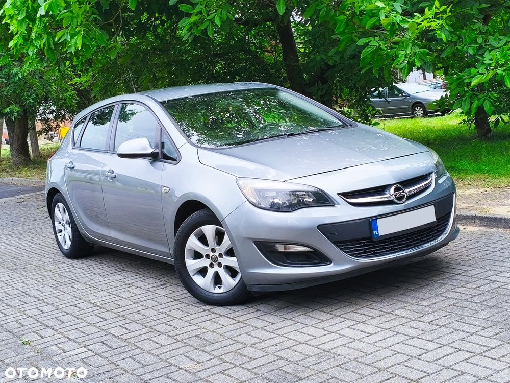 Opel Astra 1.6 Enjoy - 1
