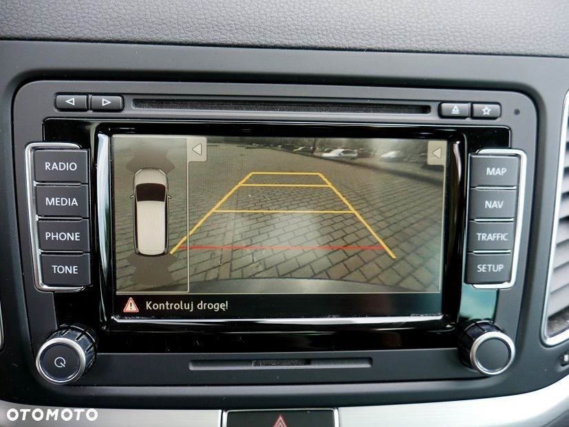 Volkswagen Sharan 2.0 TDI DSG Highline - 17
