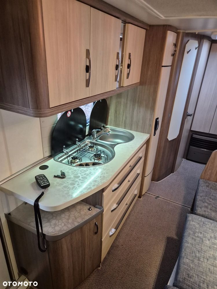 Hobby De Luxe Easy 545 KMF - 20