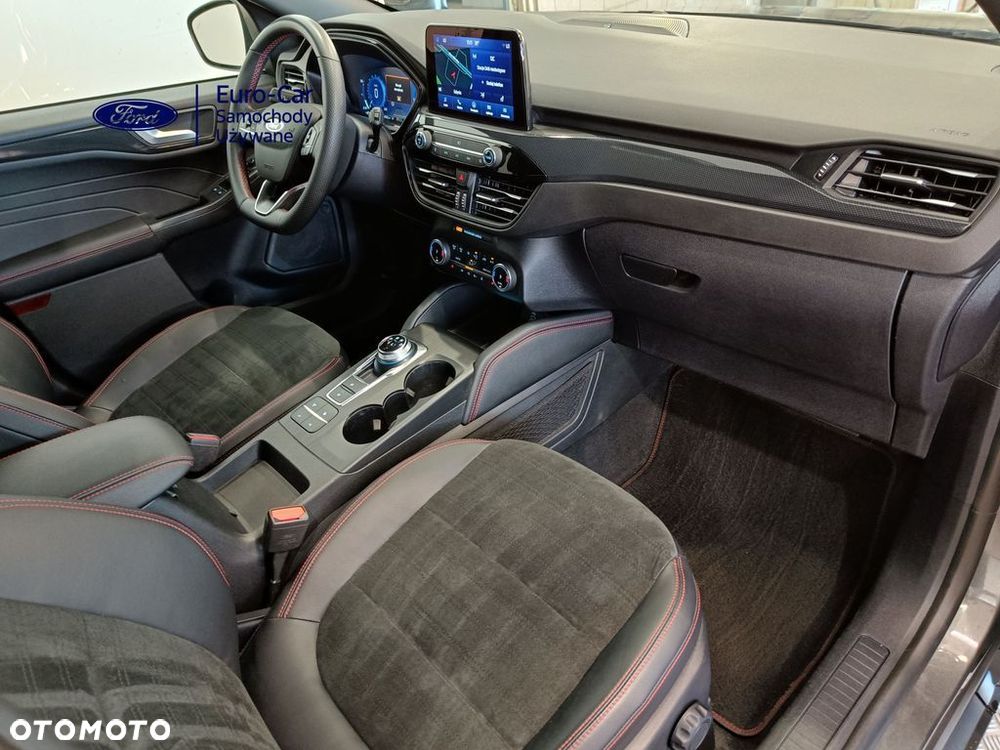 Ford Kuga 2.5 Duratec PHEV ST-LINE X - 15