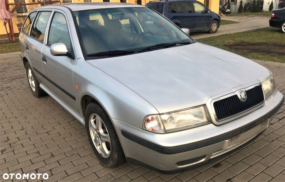 DRZWI PRAWY TYŁ 9102 SKODA OCTAVIA I KOMBI - 3