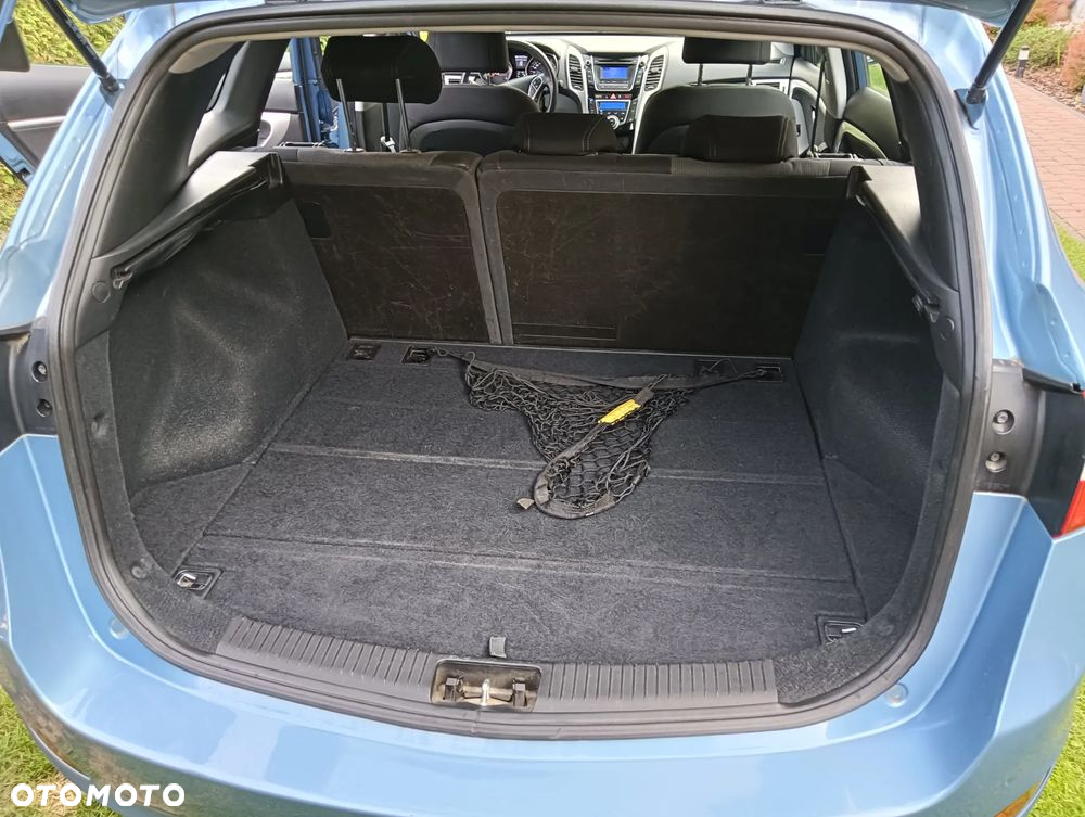 Hyundai i30 1.6 CRDi Classic - 10