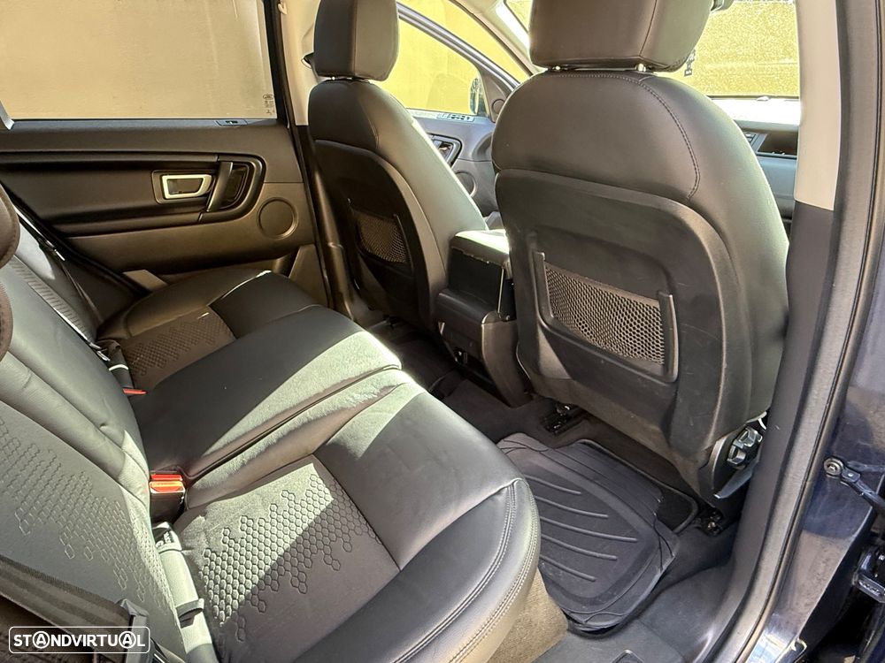 Land Rover Discovery Sport D180 SE - 17