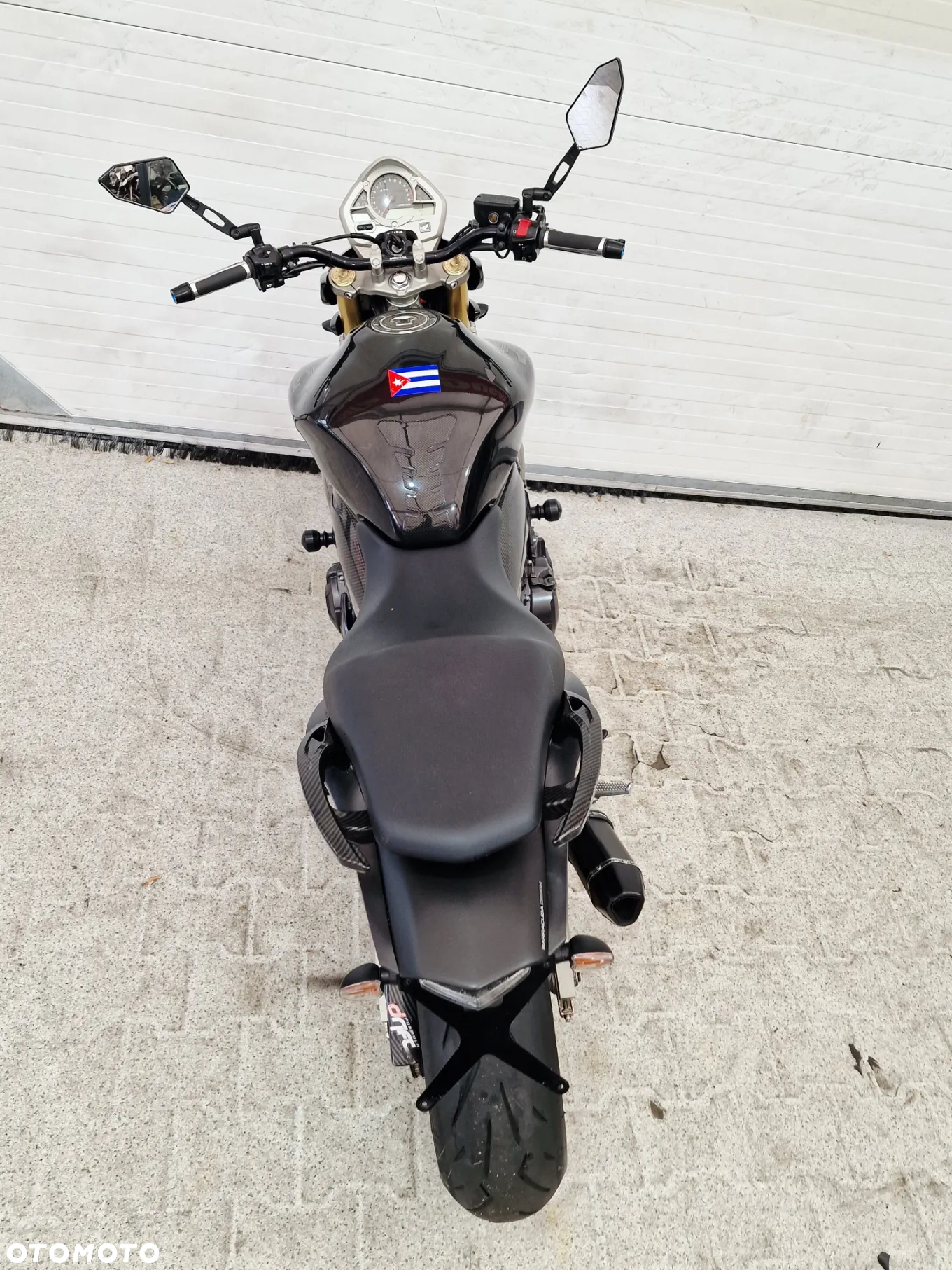Honda Hornet - 25