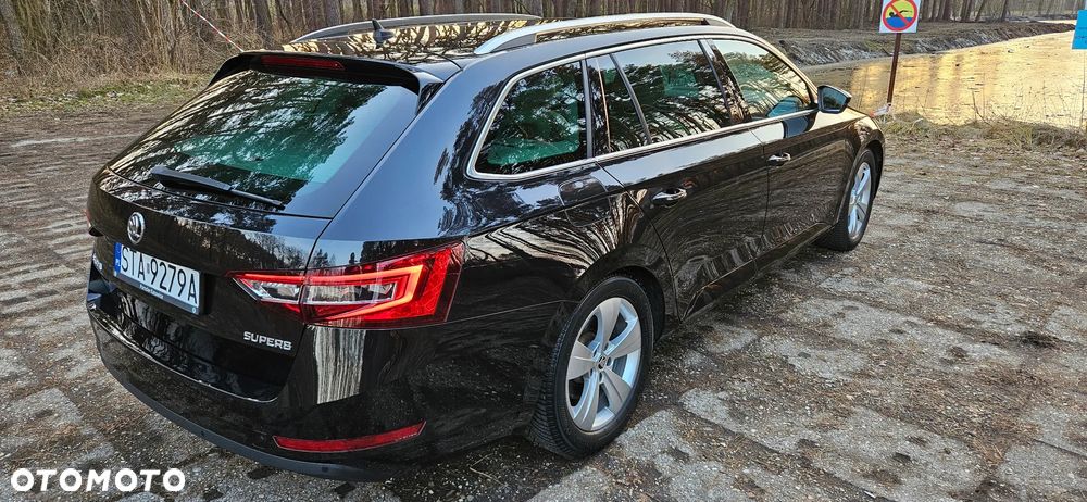 Skoda Superb 2.0 TDI Style DSG - 9