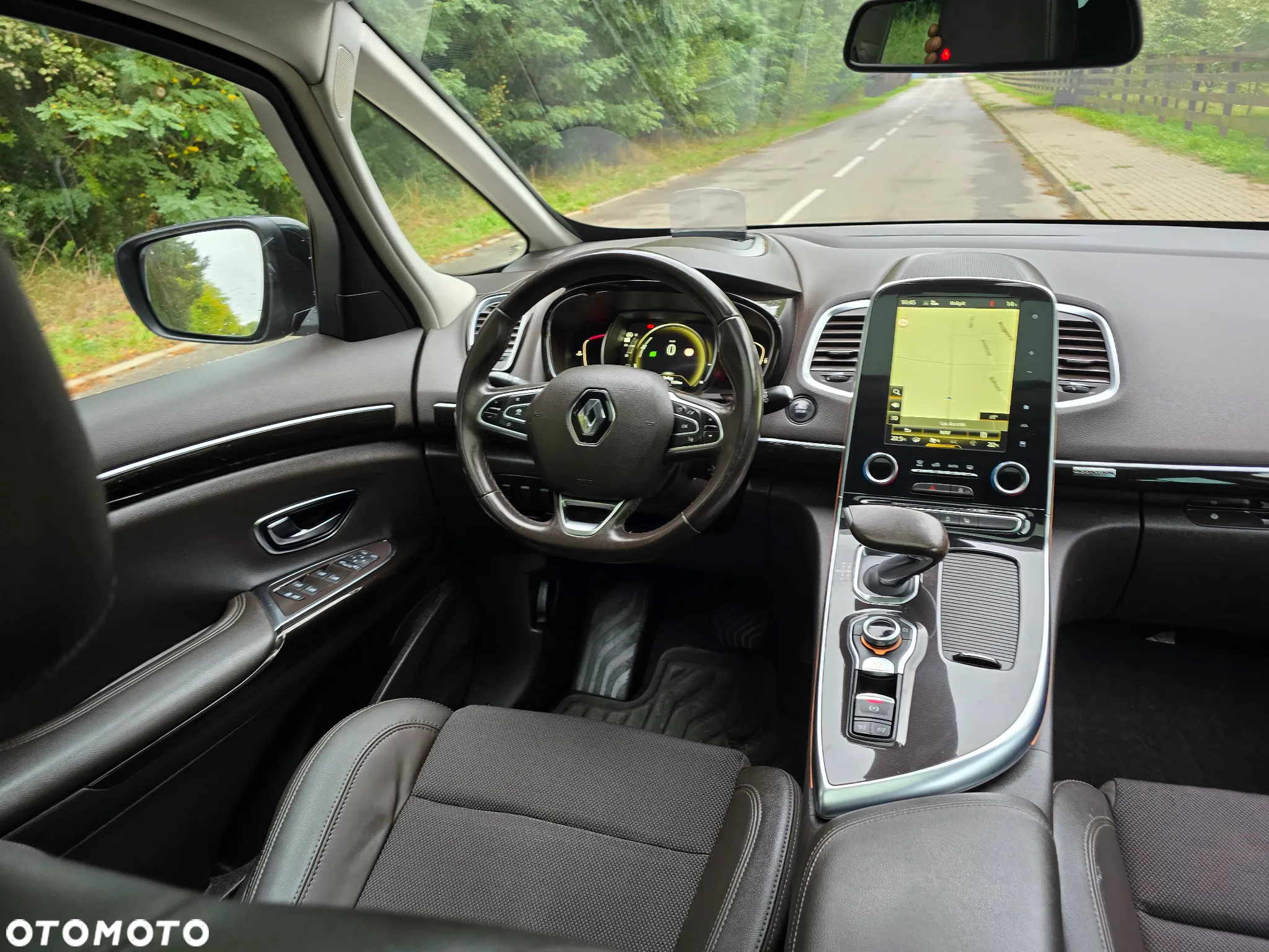 Renault Espace 1.6 dCi Energy Initiale Paris EDC 7os - 6